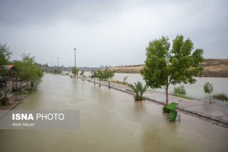 تخلیه بوستان های ساحلی دزفول در پی افزایش دبی «دز»/ هشدار خودداری از حضور در مناطق تفریحی