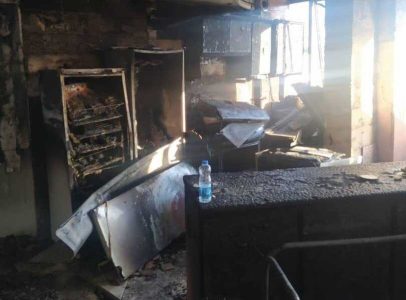 آتش سوزی یک واحد آپارتمان مسکونی در شیراز